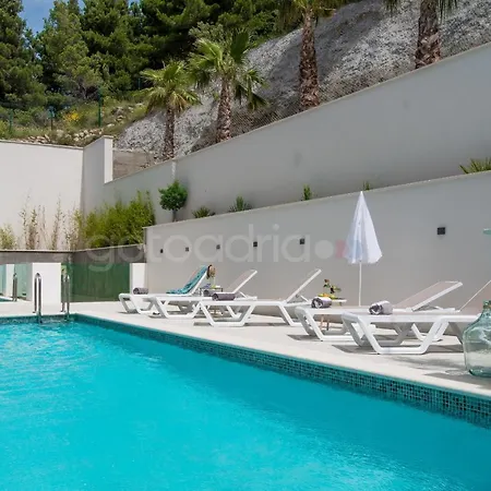Smaragd - Bedroom Citrin With Shared Pool Daire Makarska